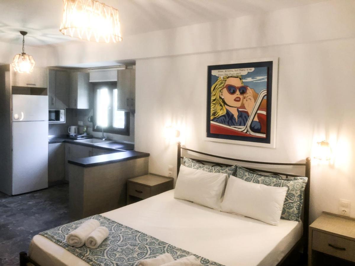 Alexandros Hotel Apartments 보우르보우로우 외부 사진