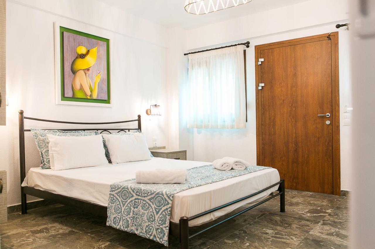 Alexandros Hotel Apartments 보우르보우로우 외부 사진