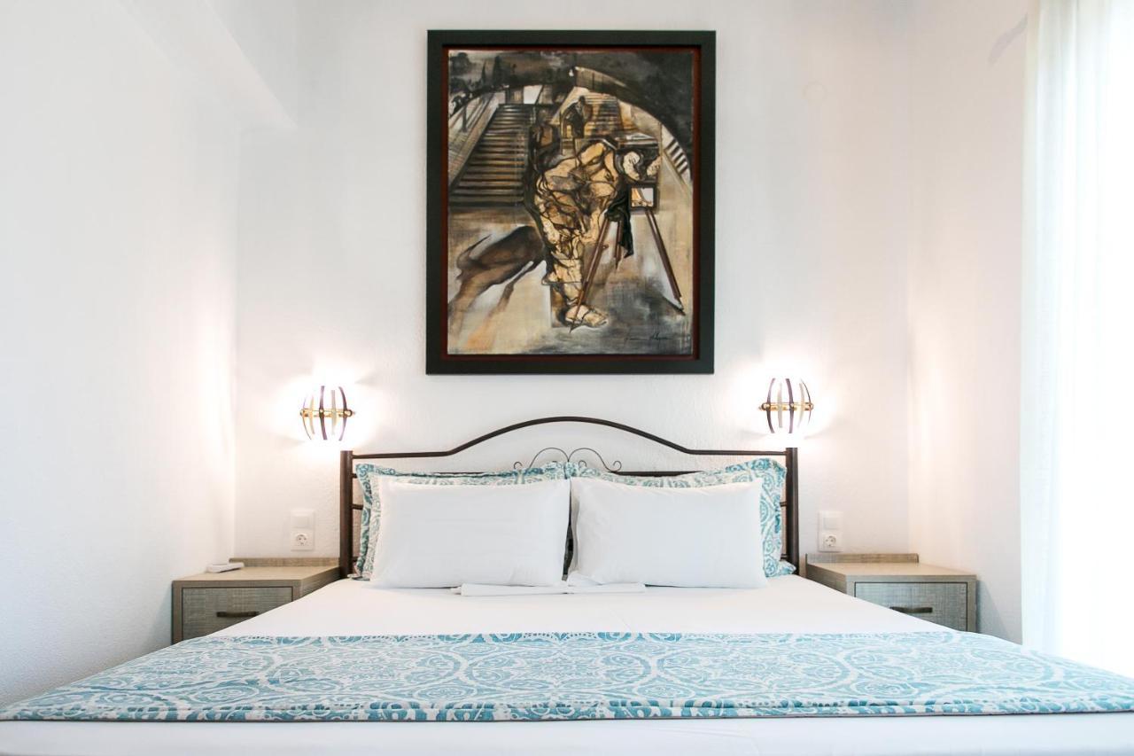 Alexandros Hotel Apartments 보우르보우로우 외부 사진