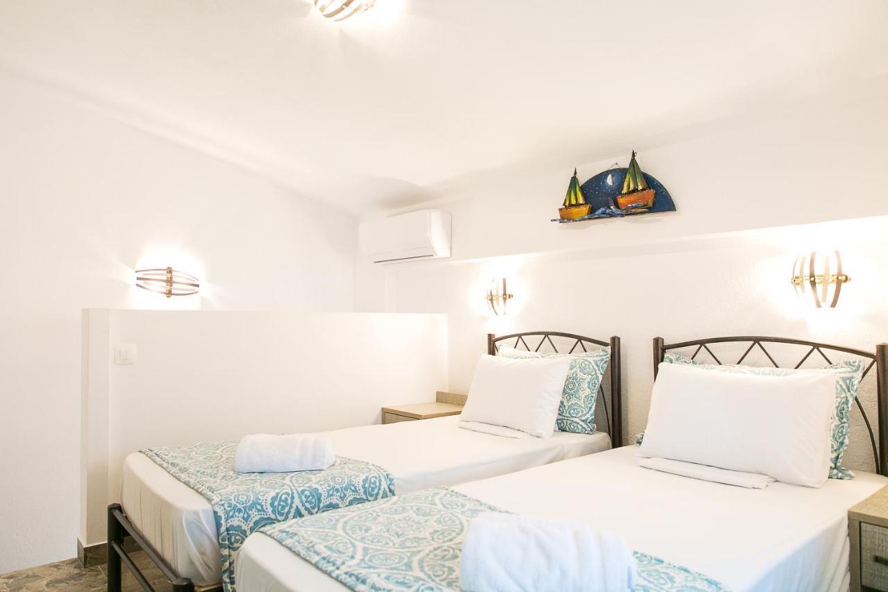 Alexandros Hotel Apartments 보우르보우로우 외부 사진
